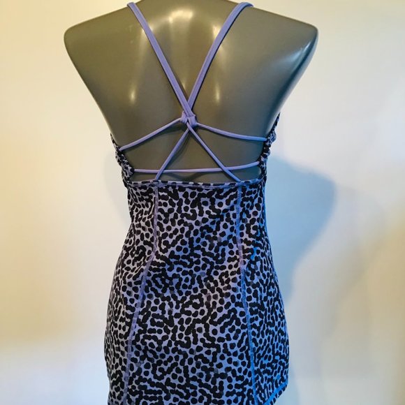 Lululemon Dancing Warrior Tank Size 6 - Picture 5 of 10